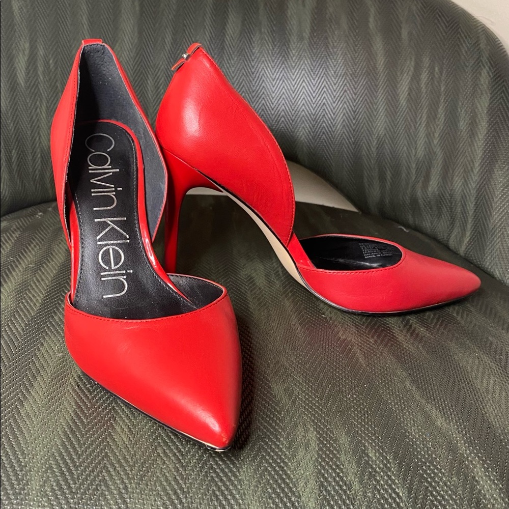 Calvin Klein Sebrina pump
